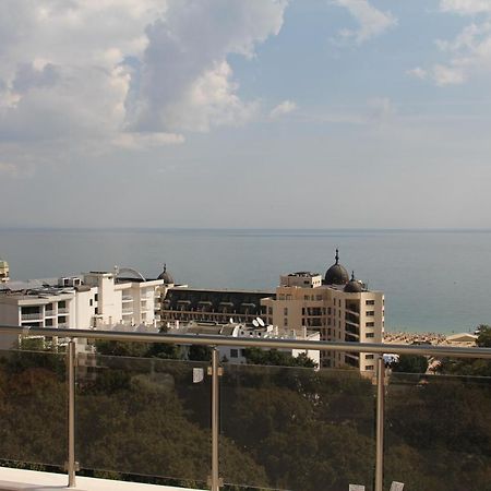 Ivtour Apartments In Yalta Complex โกลเดน แซนส์ ภายนอก รูปภาพ