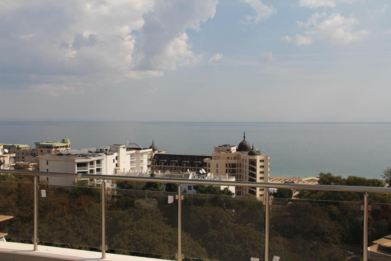 Ivtour Apartments In Yalta Complex โกลเดน แซนส์ ภายนอก รูปภาพ