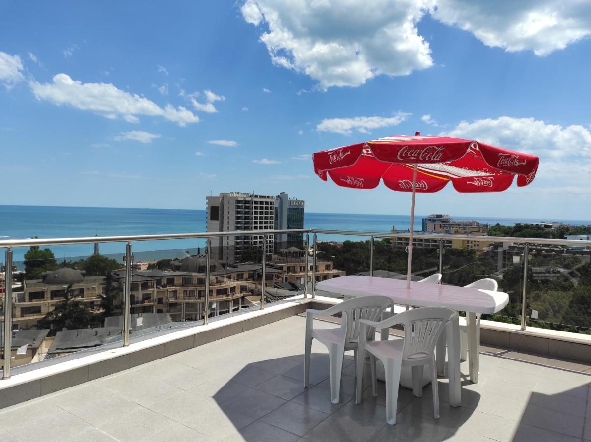 Ivtour Apartments In Yalta Complex โกลเดน แซนส์ ภายนอก รูปภาพ
