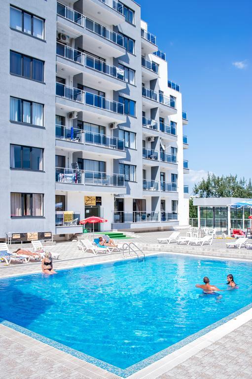 Ivtour Apartments In Yalta Complex โกลเดน แซนส์ ภายนอก รูปภาพ
