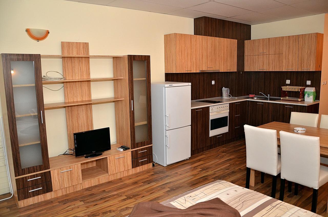 Ivtour Apartments In Yalta Complex โกลเดน แซนส์ ห้อง รูปภาพ